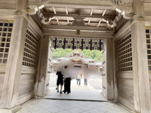 弥彦神社《新潟・弥彦村》