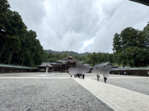 弥彦神社《新潟・弥彦村》