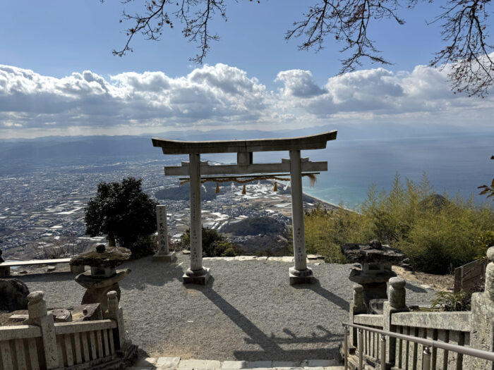 高屋神社《香川・観音寺市》